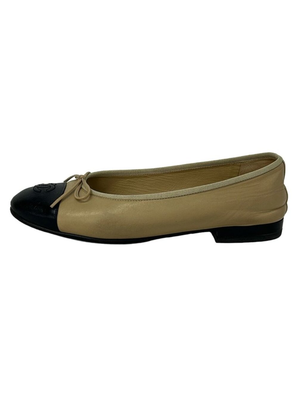 Chanel Flat Shoes 38.5 C Beige Black Ribbon CC Logo Lambskin